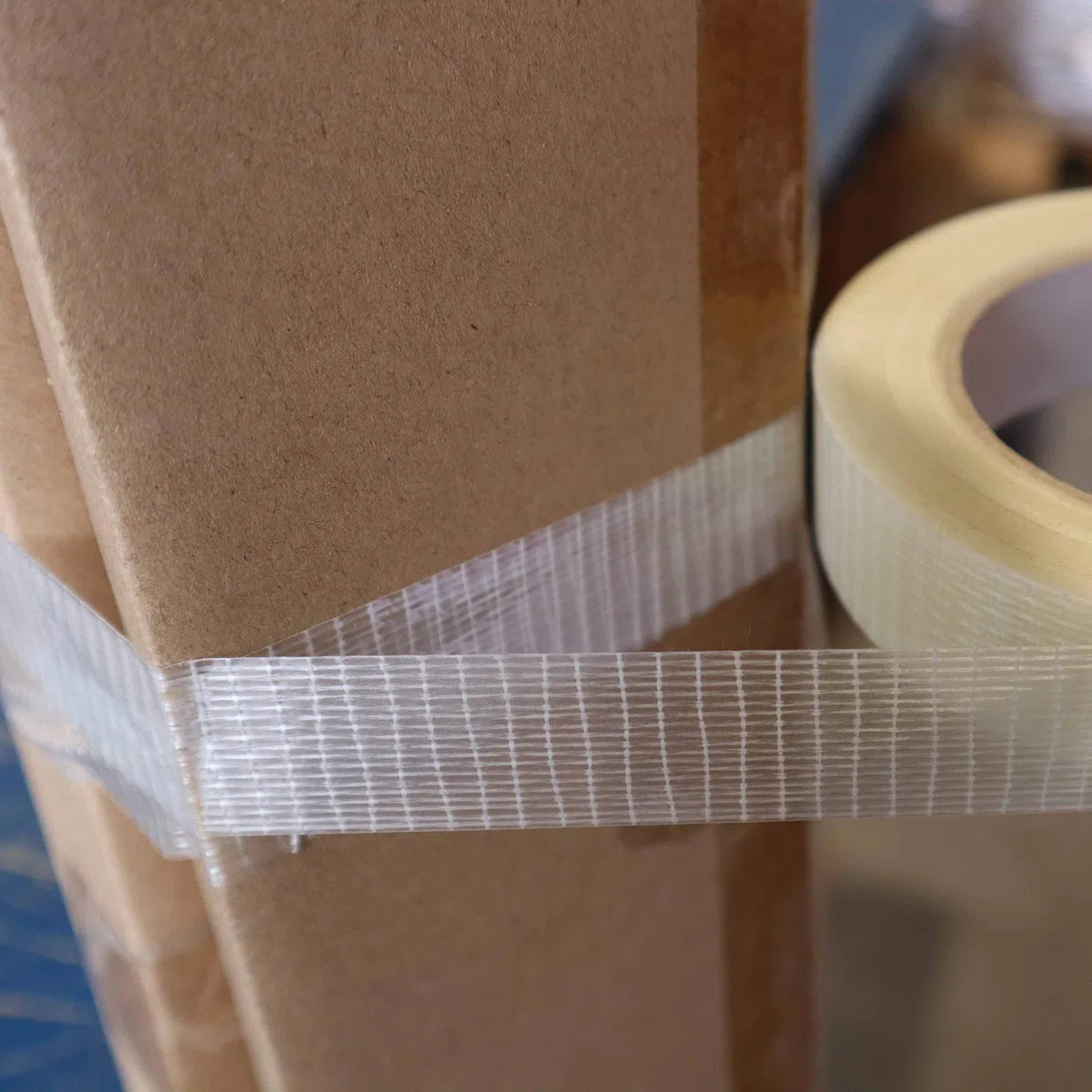 gws Filament-Klebeband, extra starkes Packband in Profi-Qualität, Gewebeband in Längsrichtung glasfaserverstärkt, Dicke: 120 μm (1 Rolle 38 mm, Kreuzverstärkt)